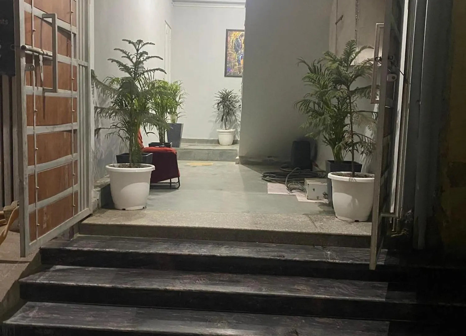 The Sandalwood By La Carnation I Faridabad-Gurgaon Road Hotel