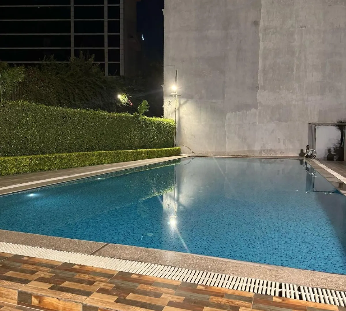 The Sandalwood By La Carnation I Faridabad-Gurgaon Road 3*, Gurgaon